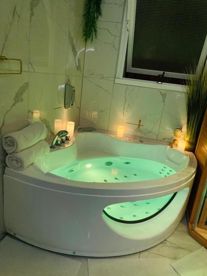 Votre Escale Boule D Or Sauna & Spa Niort Exteriér fotografie