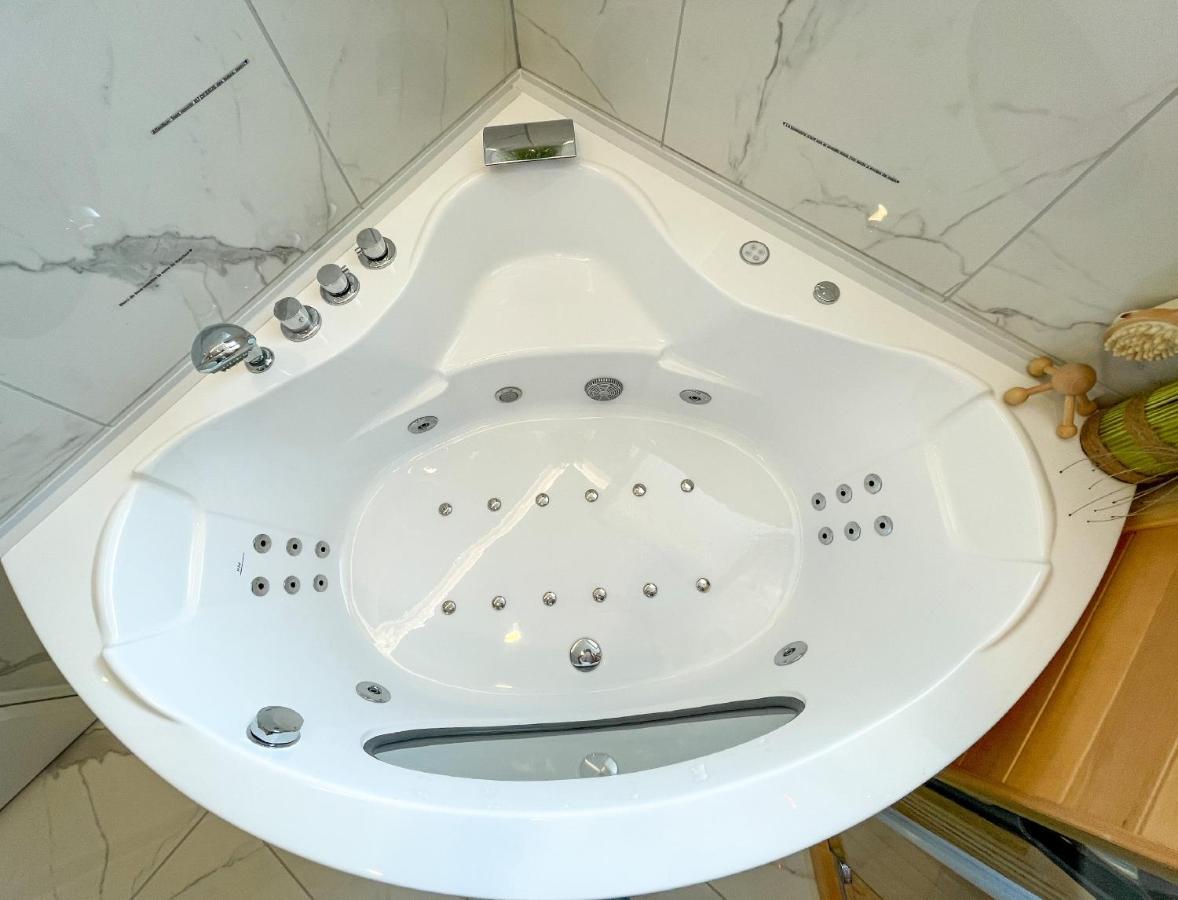 Votre Escale Boule D Or Sauna & Spa Niort Exteriér fotografie